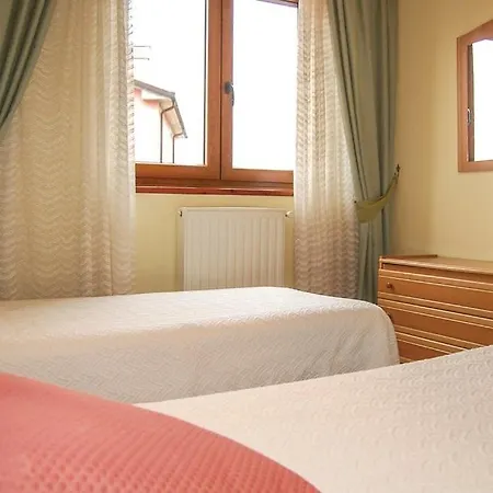 Casa Montse - Derecha