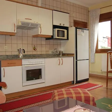 Casa Montse - Derecha Apartment